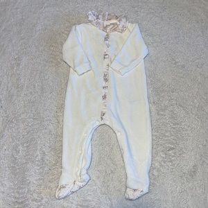 Carrement beau footie/ sleeper white 9 months
